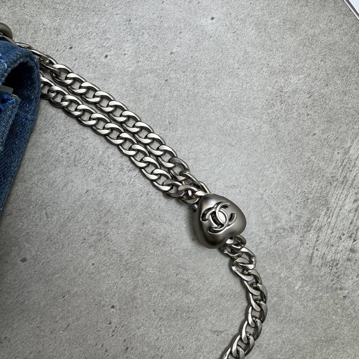 Blue quilted denim flap bag chain and heart-shaped clasp, silver hardware