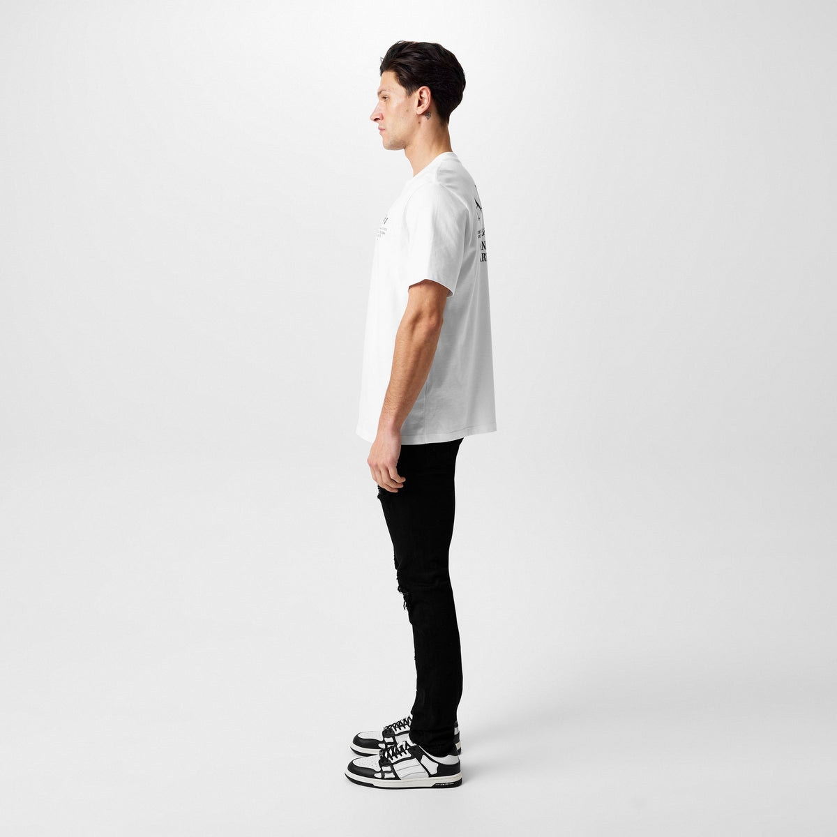 White short-sleeve T-shirt with small back logo detail
