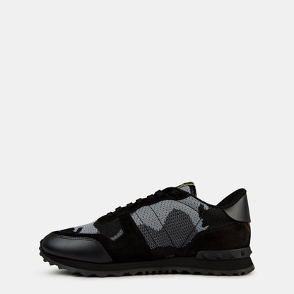 Rockrunner Sneaker schwarz mit Mesh-Camouflage Einsatz, Schnürsenkeln und Profilsohle