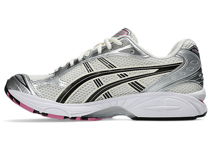 ASC Gel Kayano-14, Vorder-/Schrägansicht, silbernes Mesh, schwarze Logos
