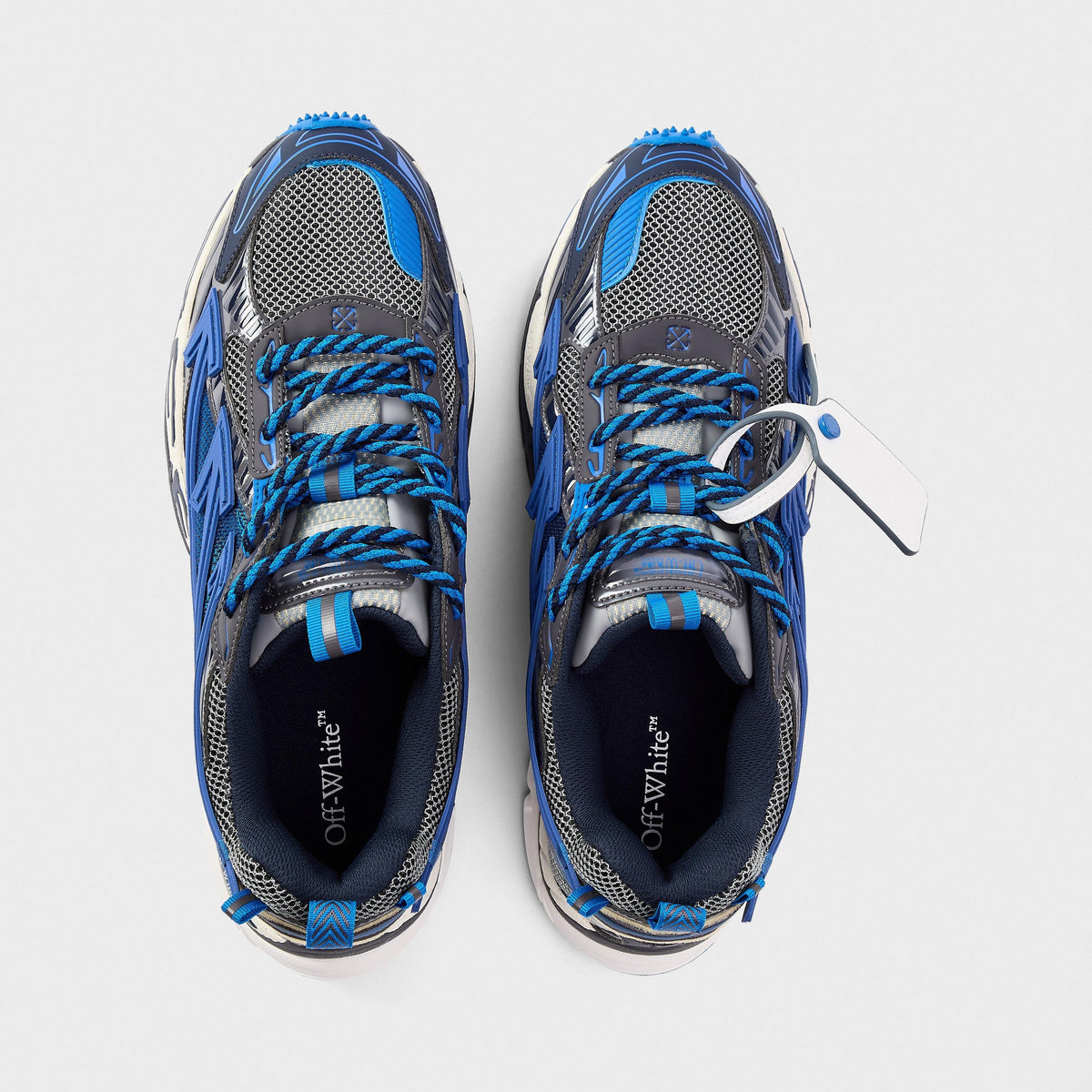 Men's retro comfort sneakers in blue and black with mesh upper and lace-up front.