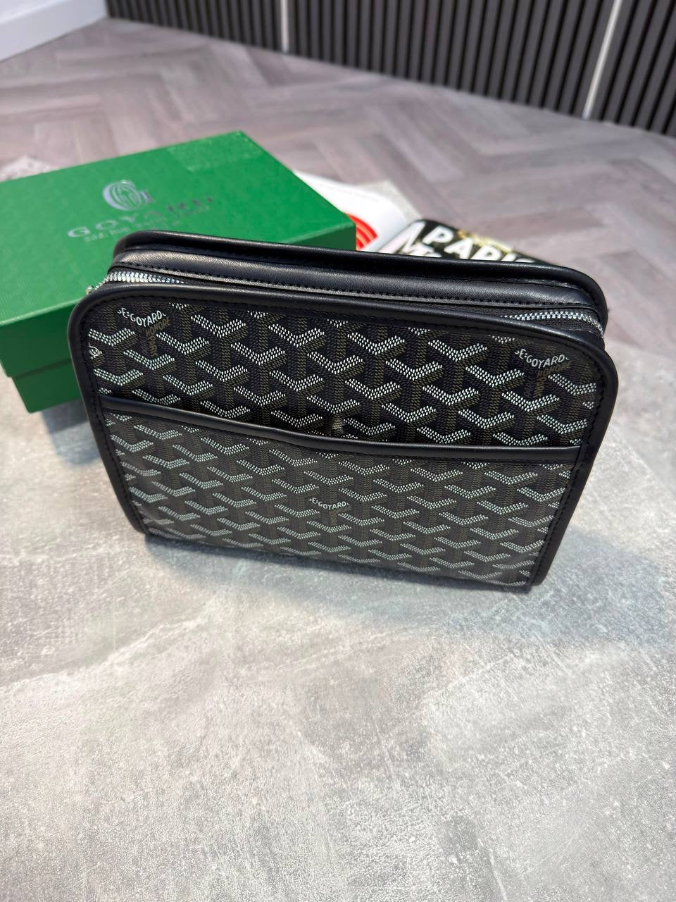 Gyard Seńat black patterned zip pouch with dual compartments