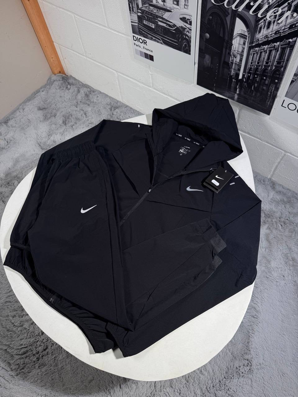 Men's track suit with hooded zip jacket and pants, black