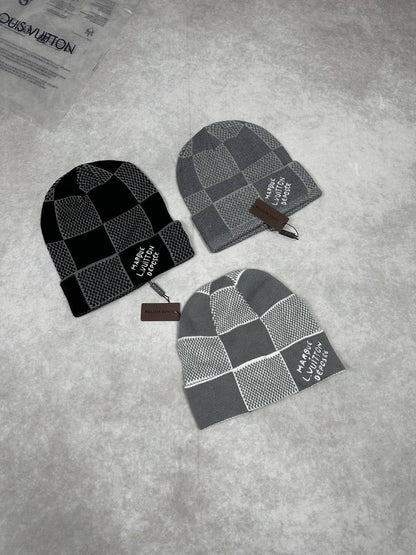 LV checkerboard knit beanie set in black and gray, three styles with hang tags
