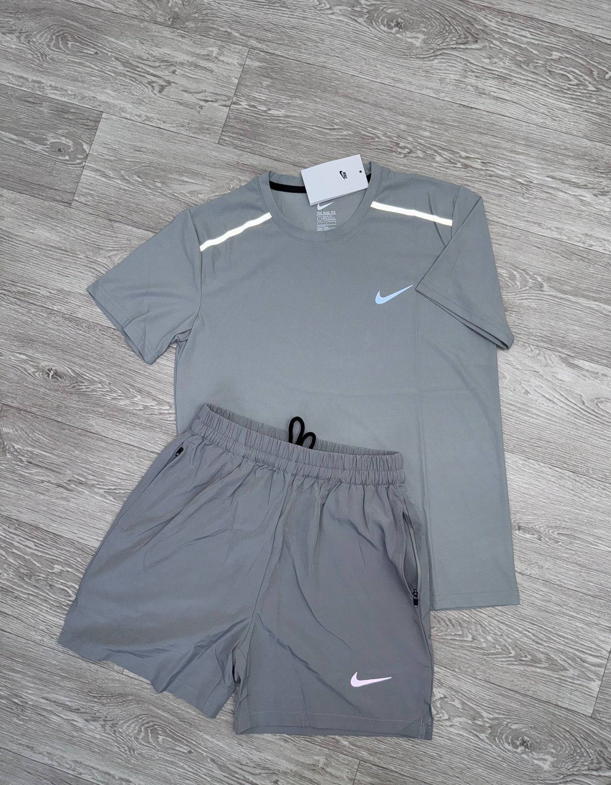 Grey Nike running T-shirt and shorts set, crew neck tee with logos