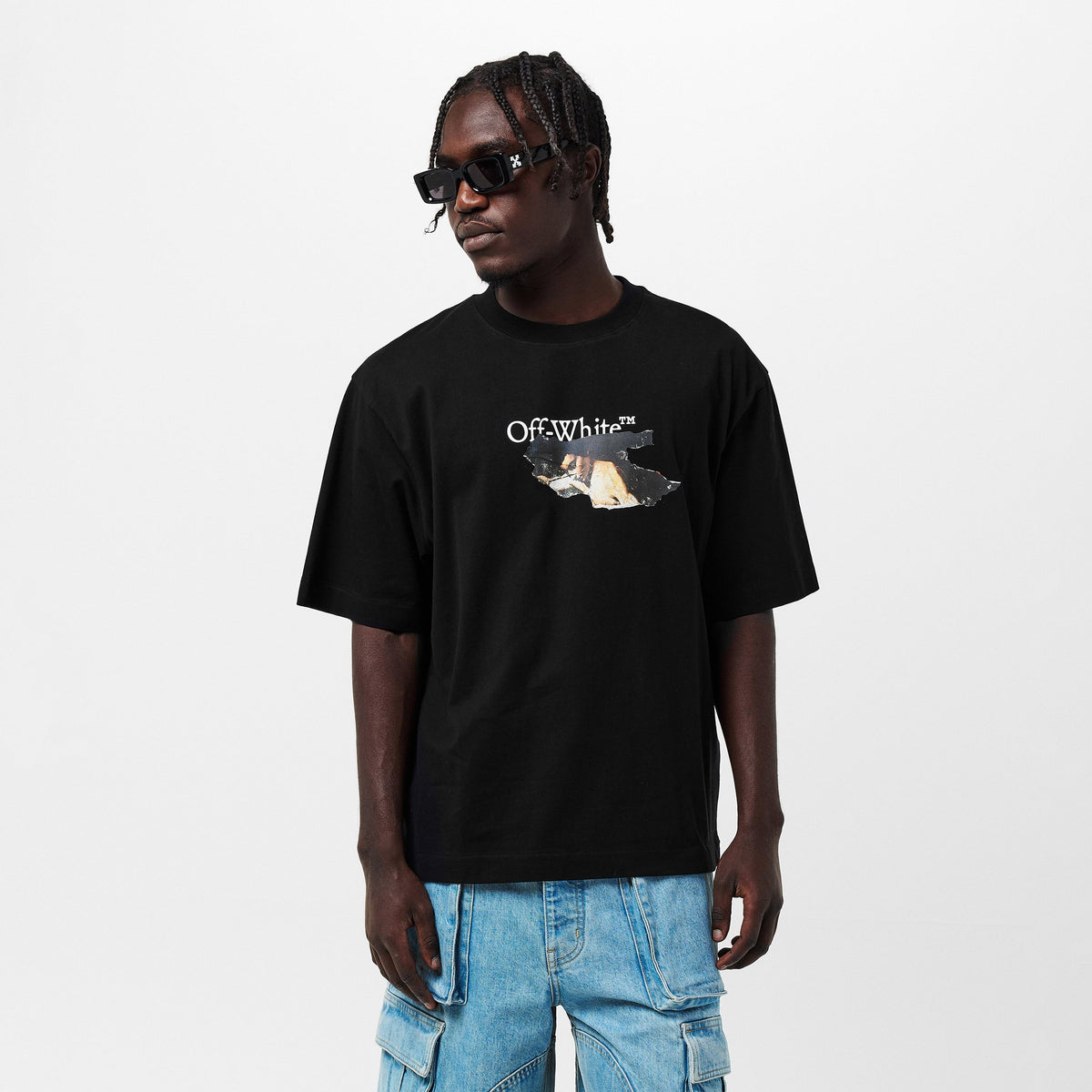 Schwarzes Herren-T-Shirt mit kleinem Off-White™ Pfeil-Graphic vorne
