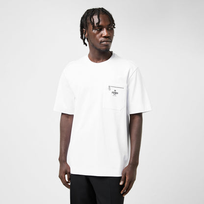 Fendi Herren-T-Shirt, weiß, kurze Ärmel und Brusttasche mit Logo auf Vorderseite