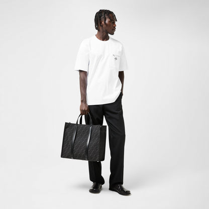 Fendi Herren-T-Shirt, weiß, vorne mit kleiner Brusttasche und Logo