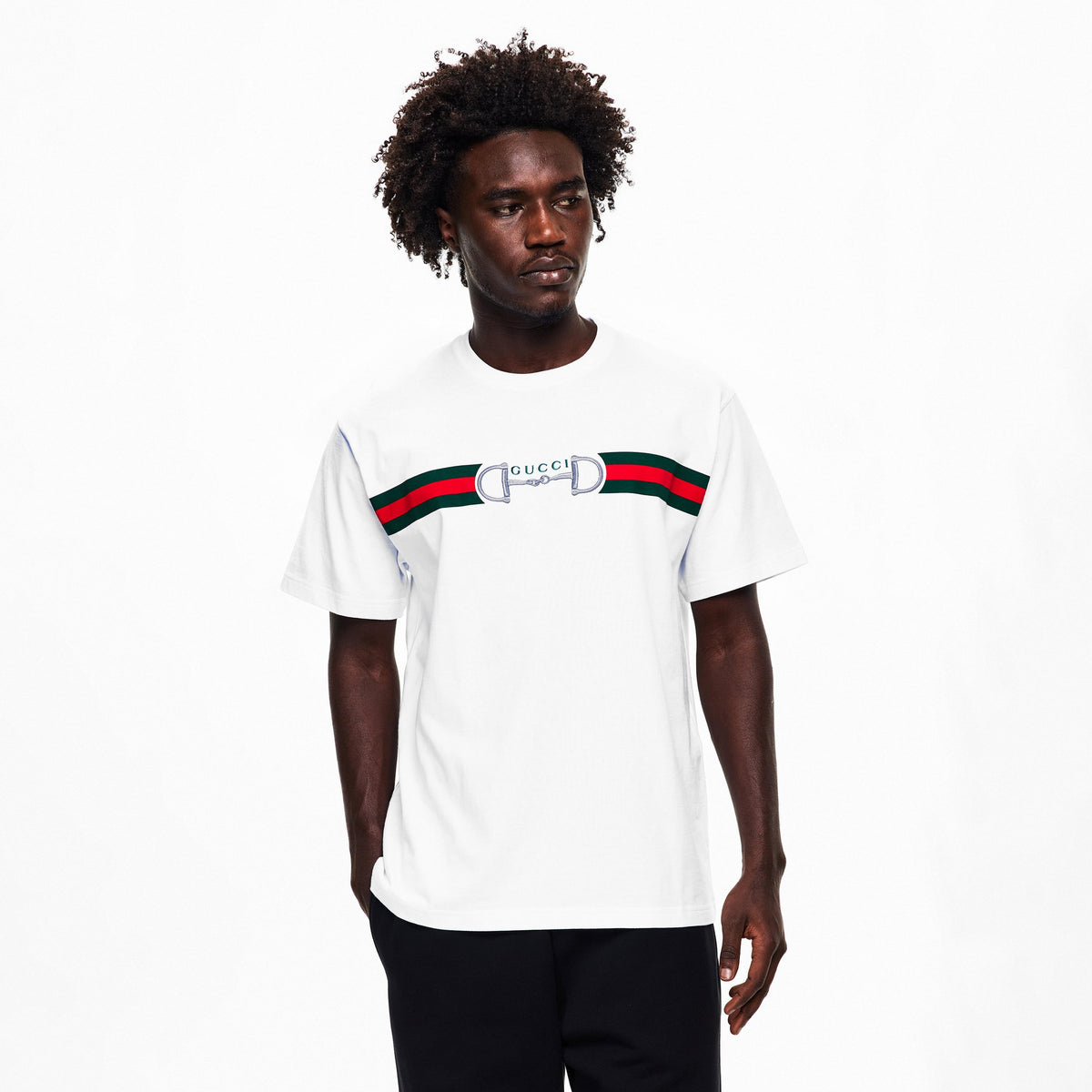 Men’s white Gucci short-sleeve T-shirt with chest logo and green-red stripe detail