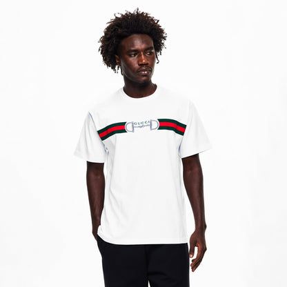 Men’s white Gucci short-sleeve T-shirt with chest logo and green-red stripe detail