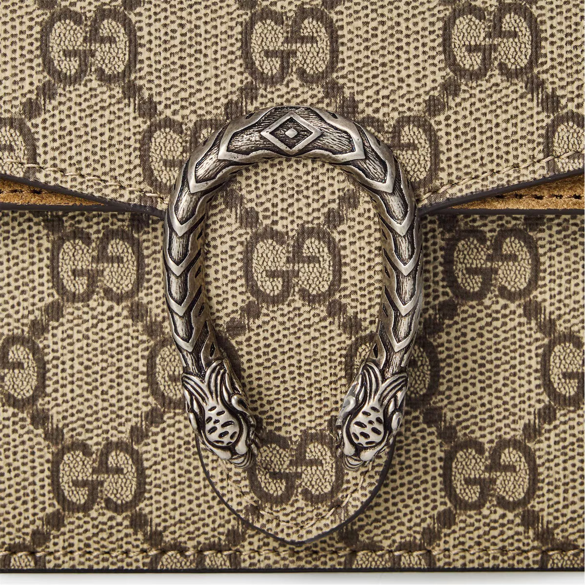 Dionysus GG Supreme Super Mini Bag light brown clasp detail with engraved metal motif