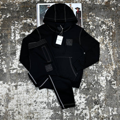 Black 4G motif tracksuit set, front view of hooded sweatshirt and jogger pants with embroidery