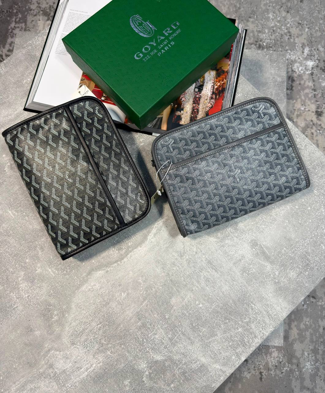 Gyard Seńat pouch set, two gray patterned zip pouches