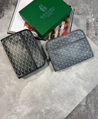 Gyard Seńat pouch set, two gray patterned zip pouches