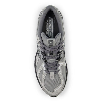 NB 1906R heel view, cushioned collar and gray upper with black laces