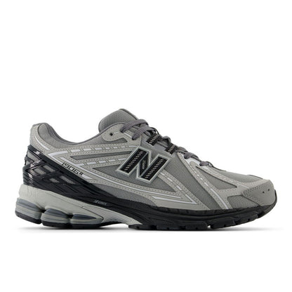 NB 1906R running shoe side profile with gray mesh and black heel trim