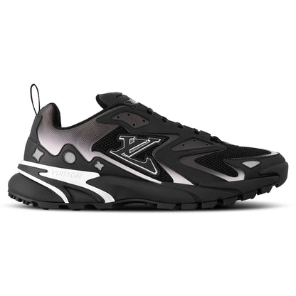 LVE Runner Tatic Trainer, schwarz/heller Sneaker mit Schnürung und Profilsohle