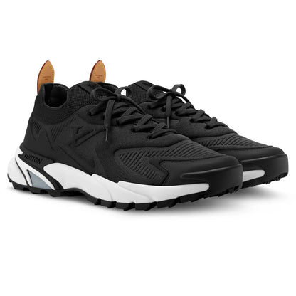LVE Runner Tatic Trainer, schwarz Sneaker mit weißem Akzent und Schnürung