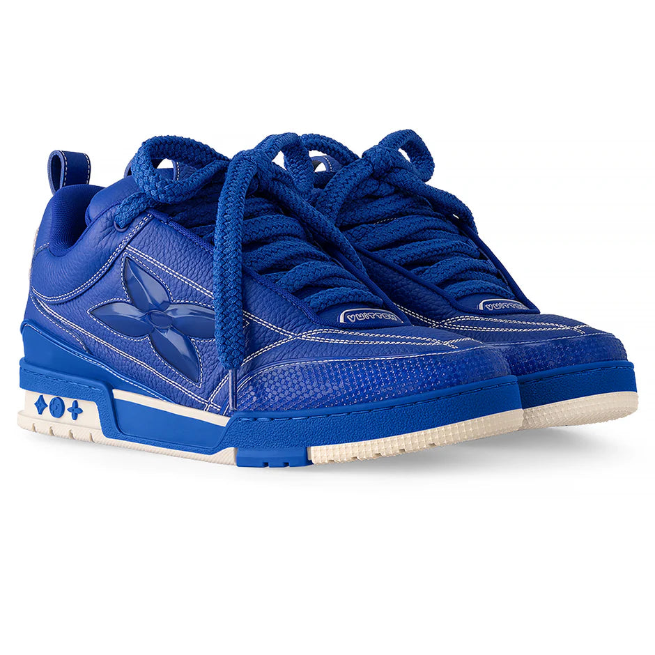 LVE Skate Trainers blue skate sneakers with lace-up, star graphic, and light sole