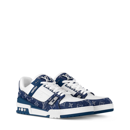 LVE trainer Navy/White, low-top lace-up sneaker with patterned side panel